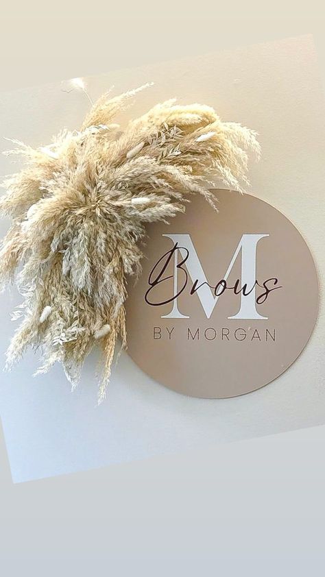 Stunning pampas, dried flower wall decor suitable for your salon logo or mirror, your home or for your wedding! This consists of fluffy pampas, dried, preserved and artificial flowers in neutral, colours. Please look at my other listings if you would like to add more colour and florals. It is really easy to install. 2x strong adhesive hooks will be supplied with it which you stick to the wall and hook onto the back of the piece. Size mini = 50cm wide Size medium = 70cm wide  Size large = 90cm wide  The piece in the main picture is size medium. Please message me if you're requiring it urgently and I will see what I can do 😊  Everything I make is handmade and therefore no two pieces are the same. The colours will match what you have ordered but different flowers maybe used depending on what Boho Salon Decor Ideas, Beige Salon Decor, Salon Flower Decor, Flowers Around Mirror, Salon Selfie Wall, Flower Wall Salon, Home Salon Decor, Pampas Wall Decor, Home Beauty Room