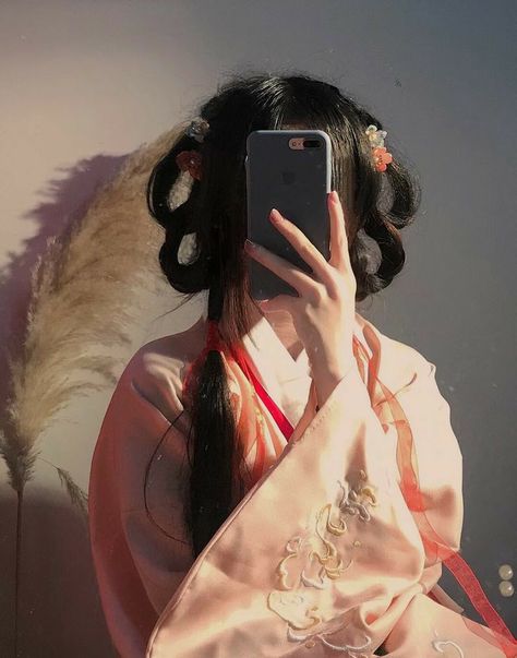 Chinese Hairstyles, Ancient Chinese Hairstyles, School Uniform Outfits, Chinese Hair Accessories, Chinese Hair, Chinese Hairstyle, Reference Photos, Chinese Culture, Ancient Chinese