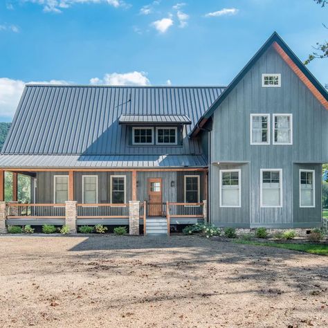 Blue Gray Farmhouse Exterior, Modern Farmhouse Blue Exterior, Dusty Blue Exterior House, Farmhouse Exterior Blue, Navy Blue Barndominium Exterior, Blue Barndominium Exterior, Barndominium Gray Exterior, Slate Blue Barndominium Exterior, Dark Gray Barndominium Exterior