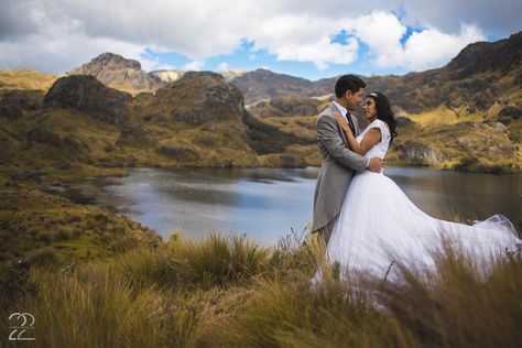 Cajas National Park Wedding | Bodas de Ecuador | Wedding Photographers in Ecuador | Destination Wedding Photographers | Ecuadorian Wedding Ecuadorian Wedding, Ecuador Wedding, Cuenca Ecuador, National Park Wedding, Park Wedding, Family Affair, Destination Wedding Photographer, Ecuador, Wedding Outfit