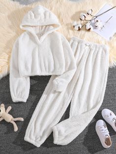 Girls Solid 3D Ear Design Teddy Hoodie & Pants Pajama Outfits Fashion, Cute Clothes Shein, Teddy Hoodie, Shein Kids, Ear Design, Hoodie Pants, Cute Pajama Sets, Cute Dress Outfits, Shein Pants