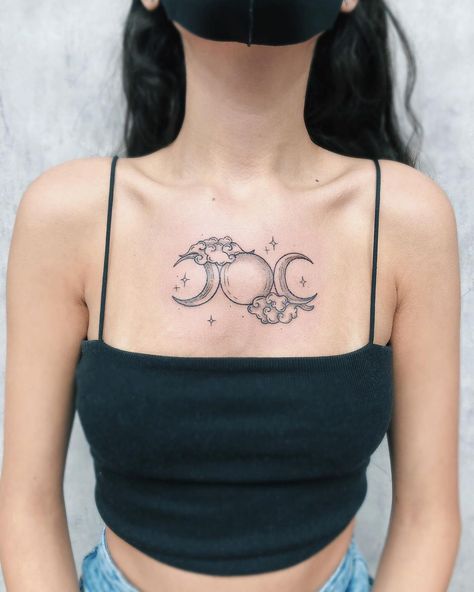 Fineline Tattoo München on Instagram: “#ellytattooing” Moon sun ingraving star cloud graphic Clouds And Stars Tattoo, Lisa Tattoo, Cloud Graphic, Fineline Tattoos, Coffee Tattoo, Star Chandelier, Fineline Tattoo, Coffee Tattoos, Star Cloud