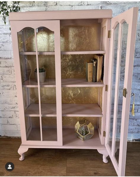 Shabby Chic Display Cabinet, Eclectic Modern Decor, Pink Bookshelves, Pink Office Decor, Pink Cabinets, Redo Cabinets, Pink Furniture, Cabinet Display, Salon Suites