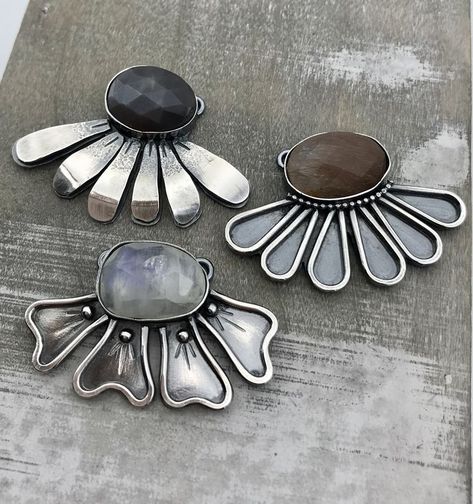 Silversmithing Jewelry, Hammered Silver Jewelry, Pendant Designs, Cleaning Silver Jewelry, Soldering Jewelry, Metal Clay Jewelry, Wrap Jewelry, Silver Jewelry Necklace, Bagan