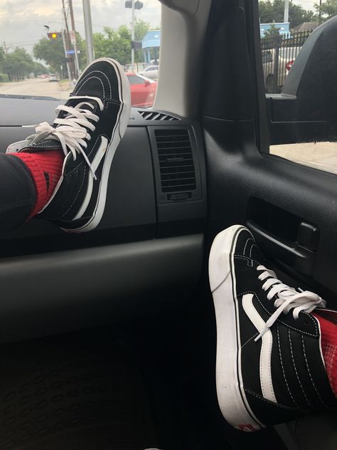 High Top Vans Aesthetic, Vans Sk8 Hi Outfit, Sk8 Hi Outfit, Platforms Aesthetic, Vans Sk8 Hi Platform, Hightop Vans, Vans Platform, Tennis Vans, Vans Aesthetic