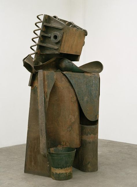 Anthony Caro: Upright Sculptures, Annely Juda | The Arts Desk Cubist Sculpture, Anthony Caro, Interior Paintings, Public Sculpture, Action Painting, Steel Sculpture, Art Experience, Goddess Art, Assemblage Art