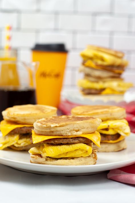 If you love McDonald's breakfast, then you are going to love this delicious copycat McDonald's Sausage McGriddle recipe. So easy to make and you can substitute some ingredients to make a healthier version with my suggestions. Mini Sausage Mcgriddles, Sausage Mcgriddle Recipe, Mcgriddle Recipe, Homemade Mcgriddle Breakfast Sandwiches, Mcdonalds Mcgriddle, Mcdonald’s Egg Mcmuffin Recipe, Bacon Egg And Cheese Mcgriddle, Copycat Mcdonald’s Mcgriddle, Healthy Mcdonalds