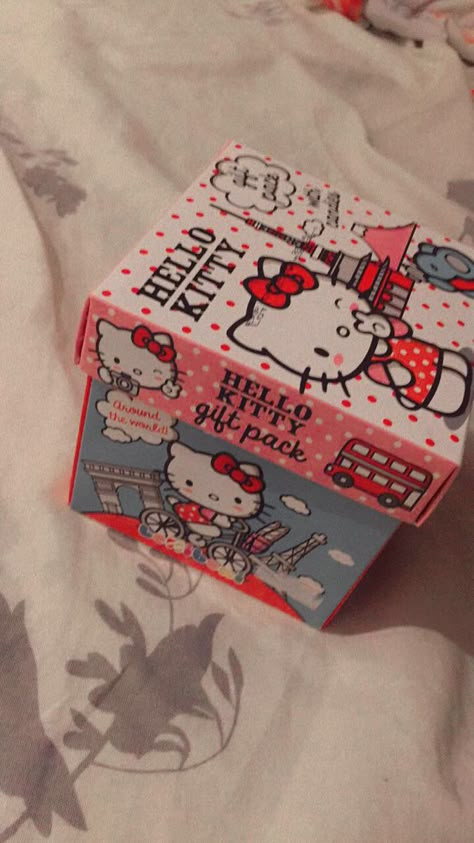 Hello Kitty Gifts, Background Eraser, Hello Kitty Videos, Hello Kitty Crafts, Color Drawing Art, Hello Kitty Aesthetic, Creative Birthday Gifts, Bf Gifts, Kitty Drawing