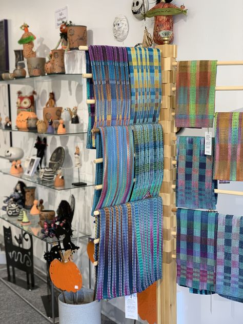 Weaving Display Ideas, Painted Warp, Scarf Display, Loom Projects, Weaving Inspiration, Weaving Loom Projects, Weaving Loom, Craft Show Displays, Loom Weaving