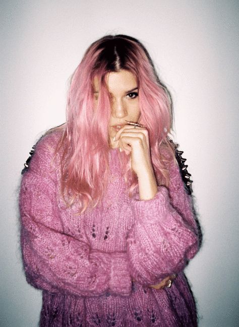 Tabby Richardson | WALNUTWAX Pink Hair Black Roots, Pink Hair Grunge, Sweater Grunge, Black Roots, Candy Hair, Pastel Pink Hair, Cut Her Hair, Scene Hair, Fancy Hairstyles