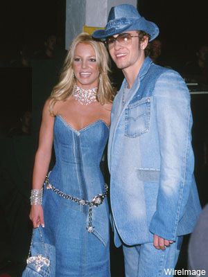 double denim 90s Britney Spears Justin Timberlake, Fashion Guys, 00s Mode, Fest Temaer, Shalom Harlow, 2000s Fashion Trends, Look Jean, Hallowen Costume, Denim And Diamonds