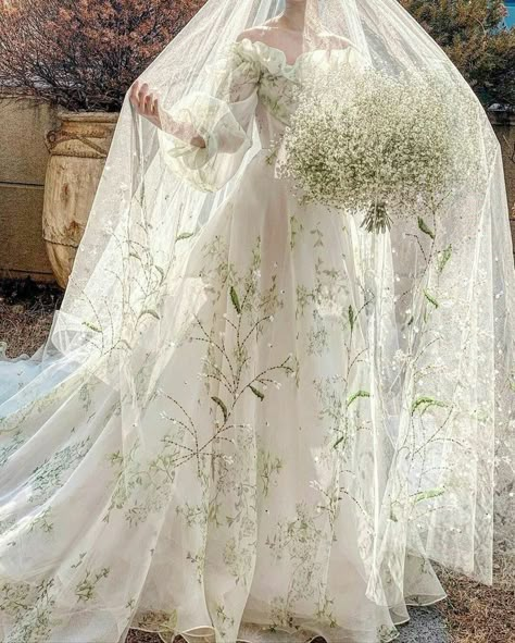 Light Sage Wedding Dress, Wedding Dresses Untraditional, Whimsical Ball Gown Wedding Dress, White And Sage Green Wedding Dress, Fairy Wedding Headpiece, Fairy Theme Wedding Dress, Puff Sleeve Floral Wedding Dress, Wedding Dresses Whimsical Romantic, Bridgerton Wedding Dresses Aesthetic