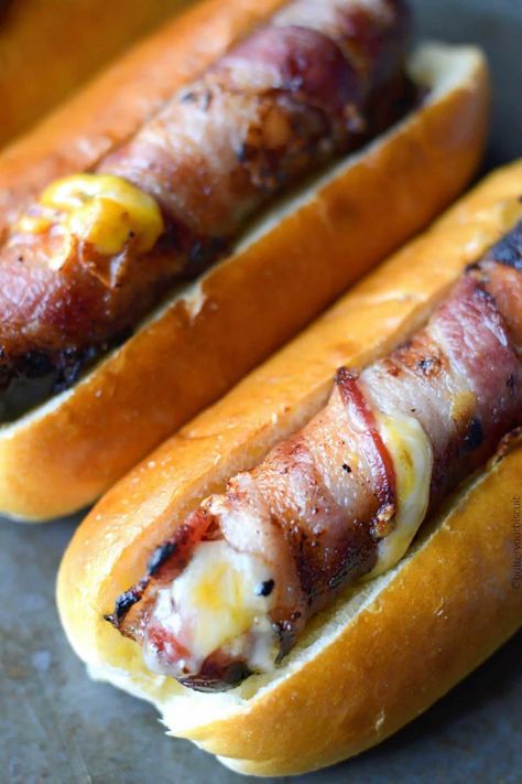 Stuffed Hot Dogs, Bacon Wrapped Cheese, Bacon Hot Dogs, Bacon Wrapped Hotdogs, Wrapped Hot Dogs, Hot Dogs Recipes, Wrapped In Bacon, Bacon And Cheese, Decorações Com Comidas