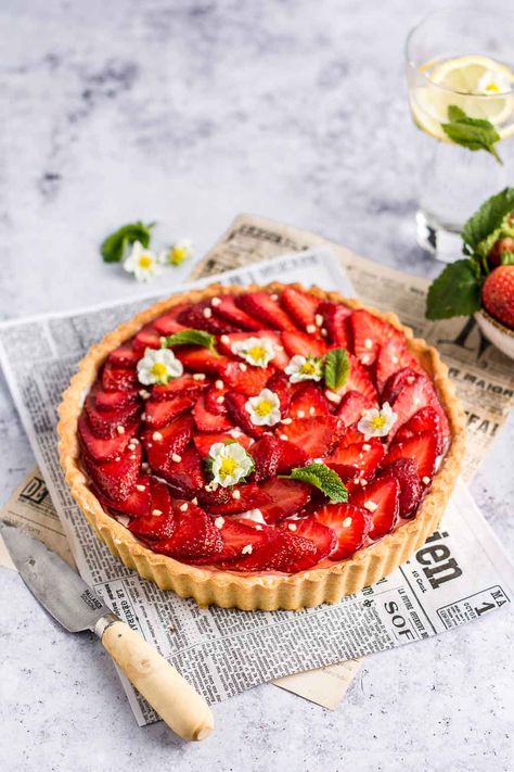 Mascarpone Tart, Strawberry Mascarpone, Spring Recipes Dessert, Strawberry Tart, Dessert Bites, Tart Baking, Spring Desserts, Cakes Recipes, Sweet Tarts