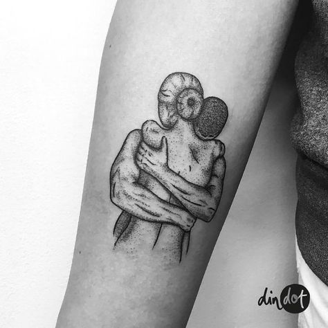 Hug Tattoo, 12 Tattoos, Line Tattoo Ideas, Torso Tattoos, Finger Tattoo For Women, Dot Tattoos, Mommy Tattoos, Silhouette Tattoos, Tattoos For Lovers