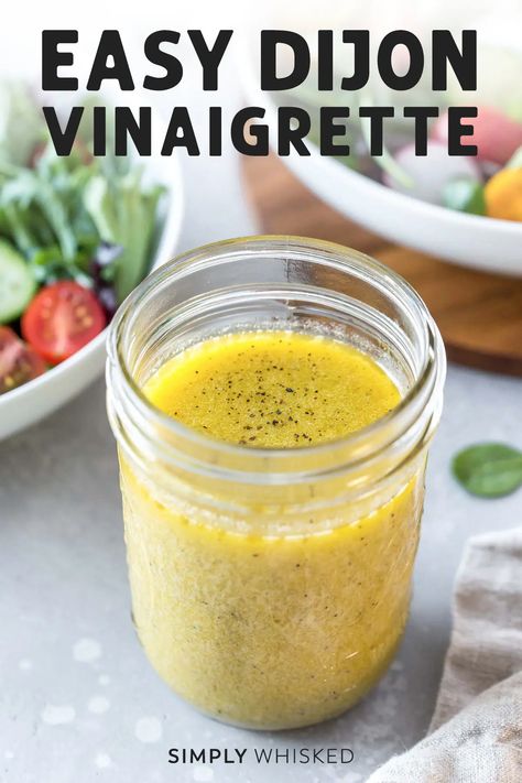 Dijon Vinaigrette Dressing, Healthy Dressing Recipes, Vinaigrette Dressing Recipe, Classic Dressing, Sauce Cocktail, Salad Dressing Recipes Healthy, Dijon Vinaigrette, Vinaigrette Salad, Easy Salad Dressing