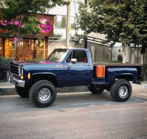 Chevy K10, Chevy Stepside, Mud Trucks, Lifted Chevy Trucks, Lifted Chevy, Chevy Pickup Trucks, Classic Pickup Trucks, Gm Trucks, Chevy Pickups