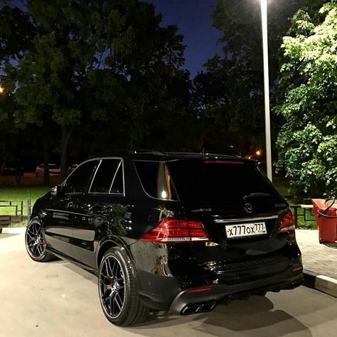 Mercedes-AMG GLE63s W166 Mercedes Gle 63 Amg, Mercedes 550, Mercedes Gle Suv, Gl63 Amg, Gle63 Amg, Gle 63, Ml63 Amg, Royal Animals, Benz Suv