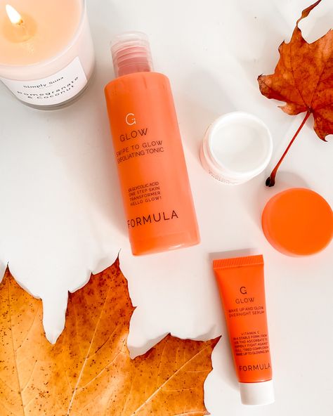 Fall Themed Product Photography, Fall Skin Care Aesthetic, Fall Skincare Photography, Fall Product Shoot, Fall Skincare Aesthetic, Skincare Photoshoot Products, Autumn Product Photography, Autumn Skin Care, Fall Product Photography