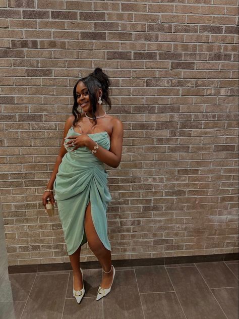 elegant outfits black girl | elegant dresses | classy dresses | classy outfits black girl | sage green dress | pretty black girl | homecoming ideas black girl | updo ponytail | black girl inspo Girls Updo, Sage Green Dress, Pastel Dress, Semi Formal Dresses, Elegant Dresses Classy, Guest Attire, Wedding Attire Guest, Bride Tribe, Guest Outfit