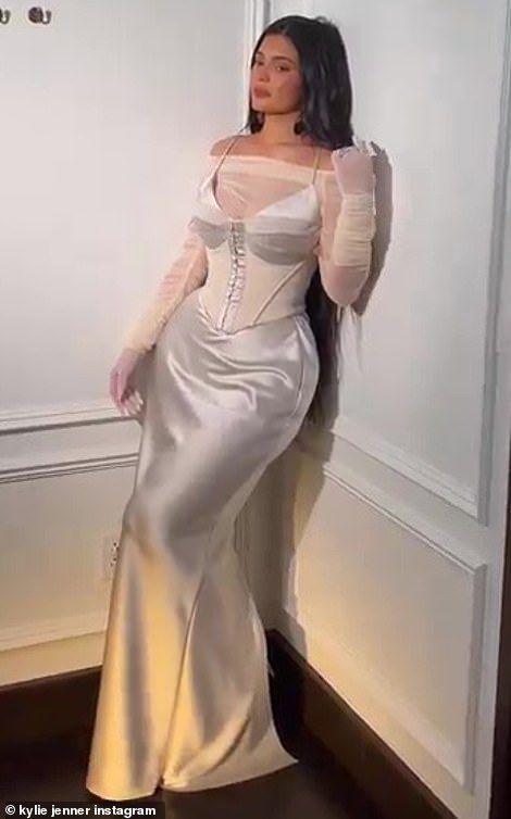 Kylie Jenner After Party Met Gala, Met Gala After Party Aesthetic, Kylie Jenner Met Gala 2022, Met Gala 2022 After Party, Kylie Jenner Met Gala, Met Gala After Party, After Party Dress, Kylie Jenner Fans, Gala Outfits