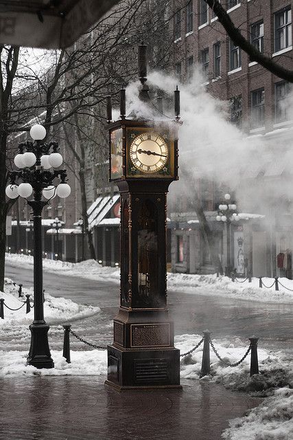 Vancouver Snow Aesthetic, September Manifestation, Pnw Gothic, Vancouver Canada Photography, Winter Journal, Vancouver Style, Gastown Vancouver, Vancouver Travel, Vancouver City