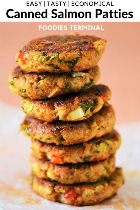 Salmon Patties With Flour, Old Fashioned Salmon Patties, Easy Salmon Cakes, Canned Salmon Patties, Salmon Burger Recipe, Low Carb Salmon, Canned Salmon Recipes, Fancy Salads, Aioli Sauce