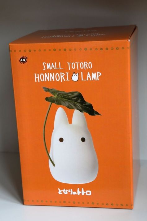 Cute Small Lamps, Studio Ghibli Stuff, Totoro Items, Totoro Lamp, Totoro Room, Small Totoro, Studio Ghibli Art, Ghibli Art, Cute Room Decor