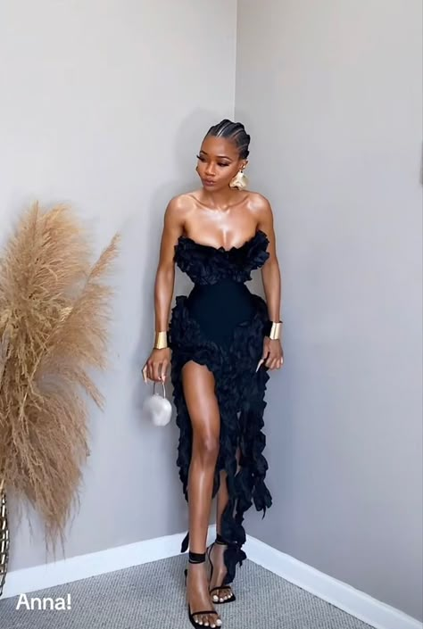 Formal Wedding Guest Dress Ideas, Wedding Guest Outfit Ideas Black Women, Black Tie Dress Wedding Guest, Cocktail Attire For Black Women, All Black Attire Wedding Guest, Black Dress On Black Women, Wedding Guest Outfits Black Women, Black Woman Wedding Guest, Dinner Dresses Black Women