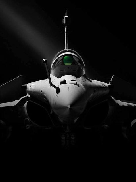 Fighter Wallpaper, Modern Warship, Rafale Fighter, Photo Avion, Dassault Rafale, Angel Flight, Jet Fighter Pilot, Dassault Aviation, Military Wallpaper