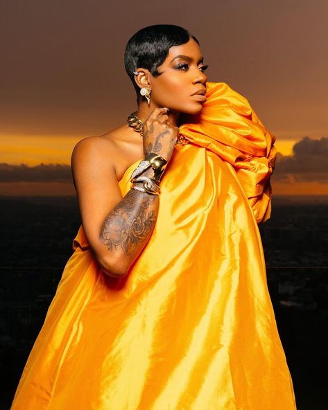 C•O•U•T•U•R•E 🧡 H.e.r Singer, Fantasia Barrino, Classy Hats, Fine Shyt, Dramatic Style, Celebrity Hair, Style Crush, Celebrity Hairstyles, Beautiful Black Women