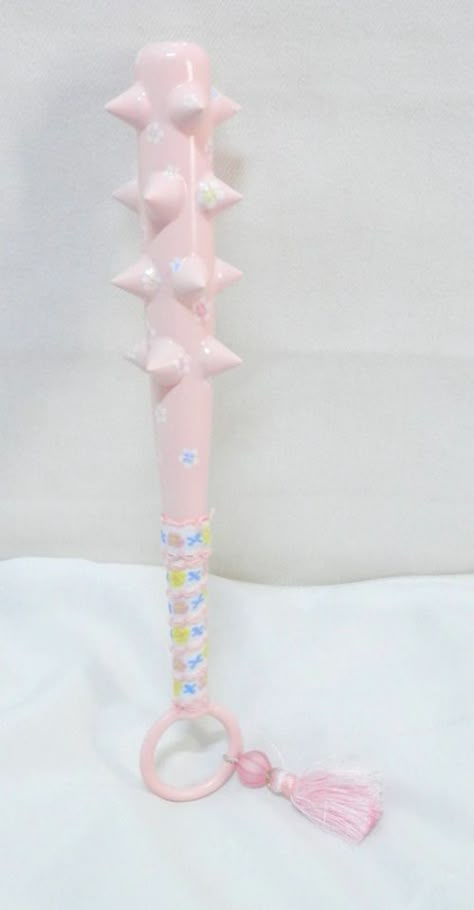 Creepy Cute Fashion, Pastel Punk, Pretty Knives, Yami Kawaii, Kawaii Accessories, 영감을 주는 캐릭터, Creepy Cute, 가을 패션, Cool Items