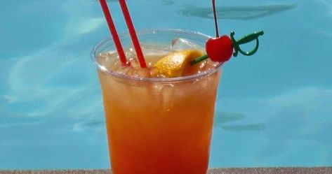 Making Key West's Favorite Drink, the Rum Runner. How did the Key West Rum Runner come to exist? The tasty drink of Key West, FL Caribbean Rum Punch Recipe, Rum Runner Recipe, Caribbean Rum Punch, Mango Daiquiri, Rum Runner, Rum Punch Recipes, Malibu Coconut, Rum Recipes, Caribbean Rum