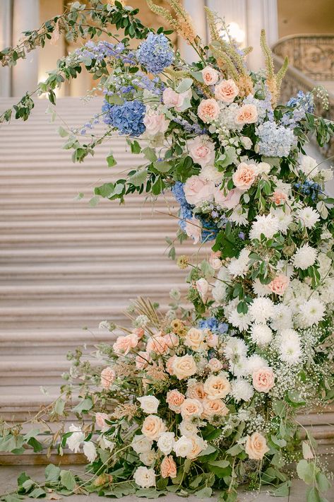 Wedding Florals Purple, Blue Pink Green Wedding, Blue And Purple Wedding Flowers, Spring Blue Wedding, Hydrangea Wedding Arch, Indian Wedding Color Schemes, Peach And Blue Wedding, Aisle Arch, Purple Flowers Wedding