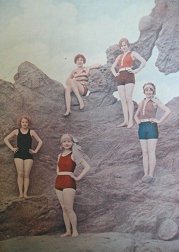 1920s swimsuits Bathing Beauties 1920s Swimsuit, Salt Water Fishing, Vintage Bathing Suits, Vintage Swimwear, Vintage Swimsuits, 1920s Fashion, Swimsuit Fashion, Vintage Beach, Belle Epoque