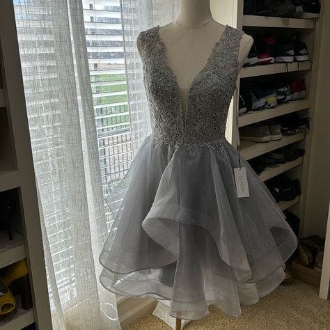 Brand New And Never Worn, Gorgeous Silvery Grey Homecoming Dress With Embroidered And Beaded Bodice And Tulle Skirt. Gray Dama Dresses For Quince, Grey Dama Dresses, Surprise Dance Dress, Silver Sparkly Dress Short, Dama Dresses For Quince, Silver Homecoming Dresses, Grey Homecoming Dress, Short Sparkly Dresses, Silver Sparkly Dress