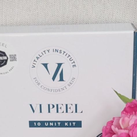 Collagene Aesthetics on Instagram: "I’m dishing out the secret to flawless skin today... VI Peel your new BFF in pigment lift, acne relief and wrinkle warfare. Don’t forget to save this post for a special vi peel discount (valid now-end of November). 💪🏻 . . . . #vipeel #viderm #vipeelbody #forconfidentskin #chemicalpeelresults #chemicalpeeljourney #thebrownskinagenda #skincare #glowing #dewy #glowingskin #skinconfidence #facialpeels #medicalgradepeels #medicalgrade #skincaretips #skincareprodu Chemical Peel Results, Aesthetic Facial, Vi Peel, San Dimas California, Facial Aesthetic, California Aesthetic, Facial Peel, Chemical Peel, Flawless Skin