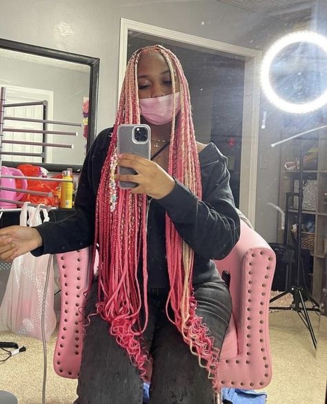 Pink Box Braids, Peekaboo Hair Colors, Peekaboo Hair, Blonde Braids, Box Braids Hairstyles For Black Women, Braids Hairstyles Pictures, Cute Box Braids Hairstyles, Protective Hairstyles Braids, Pretty Braided Hairstyles