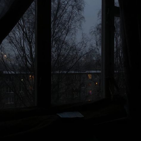 Windows Night Aesthetic, Nihilism Aesthetic, Dark Forest Aesthetic, I Love Rain, Feeling Pictures, Dark Paradise, Dark Pictures, Window View, Pretty Photos