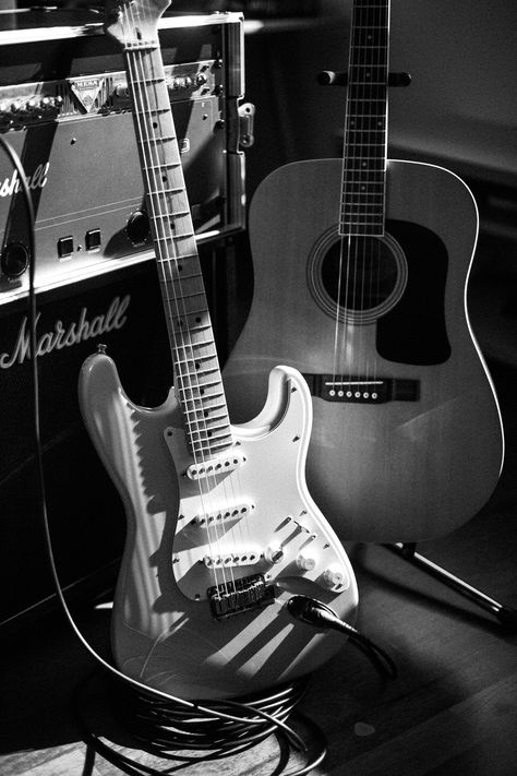 Guitar Wallpaper Iphone, Stickers Rock, Drums Wallpaper, Cool Aesthetic Wallpaper, Ipad Wallpaper Aesthetic 4k, Wallpaper Hip Hop, Iphone Wallpaper Ideas, Aesthetic Wallpaper Vintage, 90s Wallpaper Hip Hop