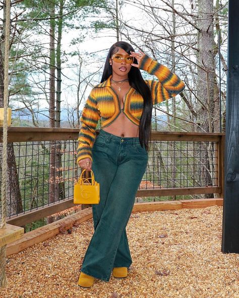 In the mountains and still on top 💛 @FashionNova 🔍: Most Delightful Baggy Jeans - Olive | Instagram Asos Clothes, Classy Baddie Outfits, Classy Baddie, Outfits To Try, Olive Fashion, Miami Outfits, Cute Birthday Outfits, Fashion Nova Outfits, Hello Fashion