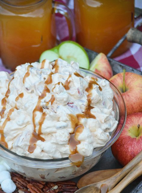 Caramel apple fluff salad is the easiest dessert alternative to all things pumpkin spice. Tart apples are tossed with a creamy but light caramel topping and lots of treat for a fall favorite you are sure to love! Apple Fluff Salad, Caramel Apple Fluff, Apple Marshmallow, Dessert Salad Recipes, Easiest Dessert, Fluff Salad, Dessert Alternatives, How To Make Caramel, Butterscotch Pudding