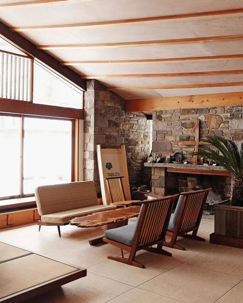 ⁣ #architecturesight ⁣ Interior of George Nakashima’s former home & studio in New Hope, Pennsylvania, 1967⁣. ⁣ Photos by Adam Štěch via Inside Utopia⁣ via @merit_la⁣ ⁣ If you enjoyed this content, make sure you follow @architecturesight for the best references in architecture and interior design and art•⁣ ⁣⁣ Join our community at:⁣⁣⁣ @rendersight⁣⁣⁣ @architecturesightproduct⁣⁣⁣ @architecturesightguide Nakashima Furniture, New Hope Pennsylvania, George Nakashima, Stunning Interior Design, Cozy Living Spaces, Mid Century Modern Living, Historical Design, Mid Century Modern Living Room, Elegant Dining Room