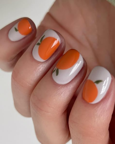 Jaz | 🍊🍊🍊🍊🍊 #orangenails #orangenailart #fruitnails | Instagram Clementine Nail Art, Quirky Nail Designs, Orange Slice Nails, Dragon Fruit Nails, Pepper Nails, Orange Fruit Nails, Apple Nail Art, Food Nail Art, Orange Nail Art