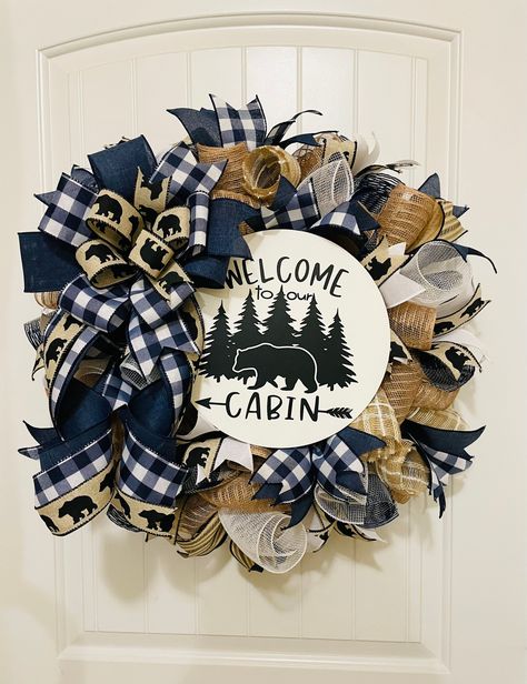 Cabin Wreath Ideas, Cabin Wreath, Bear Wreath, Farmhouse Fall Wreath, Cabin Theme, Fall Mesh Wreaths, Bear Signs, Wreaths For Sale, Wreath Winter