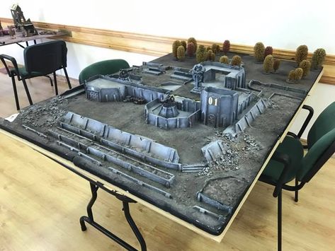 Warhammer 40k Tabletop, Warhammer Imperial Guard, Wargaming Table, Scale Model Ships, Diy Table Top, Warhammer Terrain, 40k Terrain, Game Terrain, Wargaming Terrain