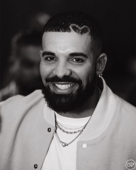 Drake Portrait, Drake Rapper, Certified Lover Boy, Drake Photos, Drake Graham, Aubrey Drake, Aloe Vera For Hair, I Love You Baby, Drake