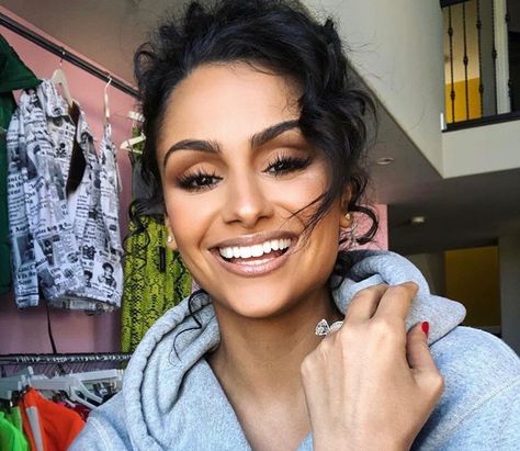 Nazanin Mandi, My Hair, Hair And Beauty, North America, Beauty Makeup, Actors, Models, Like Button, Makeup