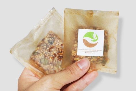 Evoware, Environmentally Friendly Edible Product Packaging Made Out of Sustainable Seaweed Seaweed Packaging, Edible Packaging, Edible Cups, Packaging List, Eco Products, Bamboo Plates, Natural Fertilizer, Eco Packaging, Fertilizer For Plants