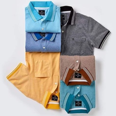 Classic Polo (@classicpolo_off) • Instagram photos and videos Flatlay Clothes, T-shirt Photography, Casual Shirts Men, Polo Tshirts, Clothing Store Displays, Flatlay Photography, Tshirt Photography, Mens Polo T Shirts, Men Fashion Casual Shirts